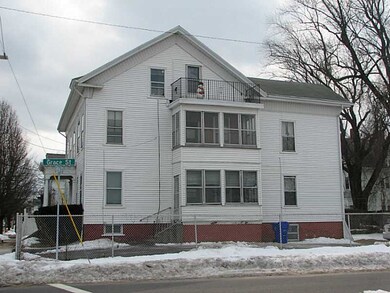 103 Garden St, Pawtucket, RI 02860 - photo 5