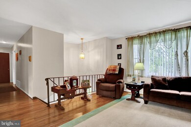 1900 Mcknights Gap Rd, Reading, PA 19604 - photo 5