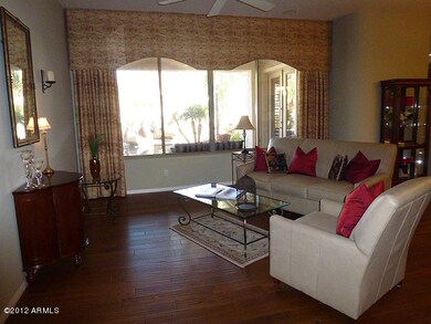 FRONT ROOM