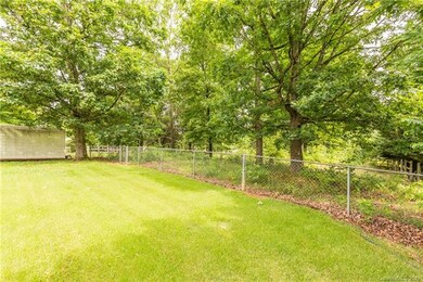 141 Brookview Rd, Statesville, NC 28625 - photo 5