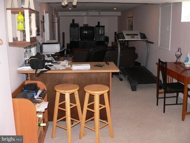 13129 Oriole Dr, Beltsville, MD 20705 - photo 6