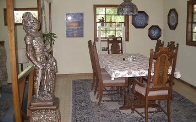 530 SW Roberts Ave, Fort White, FL 32038 - photo 3