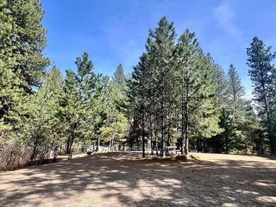 406 S School St unit 3,4 & 5, Cascade, ID 83611 - photo 4