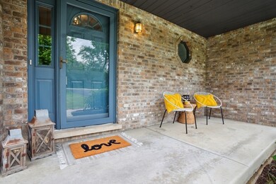 0S748 Linden Ave, Elmhurst, IL 60126 - photo 2