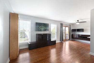 1049 Horizon Ridge, Lake In the Hills, IL 60156 - photo 3