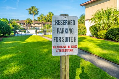 2905DoveHavenCtUnit308_004