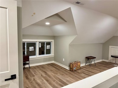 3704 Baltimore Ave unit 3, Kansas City, MO 64111 - photo 7