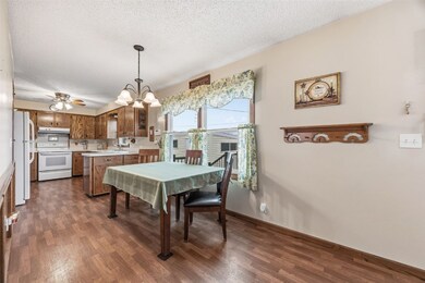 5918 Sharon Ln NW, Cedar Rapids, IA 52405 - photo 7