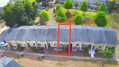 22701 Watersedge Blvd unit 15, Land O Lakes, FL 34639 - photo 4