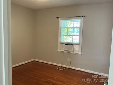 218 Grandin Rd unit 2, Charlotte, NC 28208 - photo 6