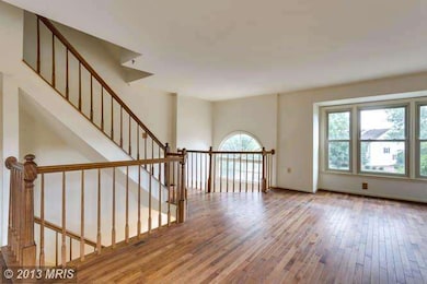 6324 Mary Todd Ct, Centreville, VA 20121 - photo 5