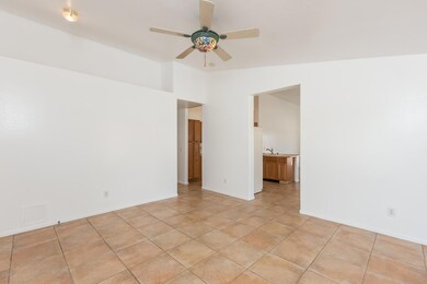 7) FORMAL LIVING