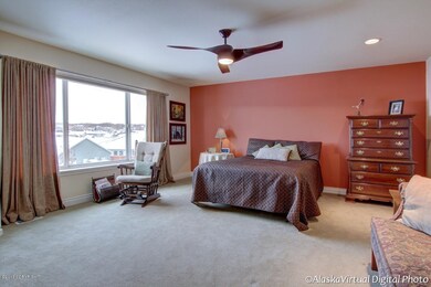 Master Suite & sitting
