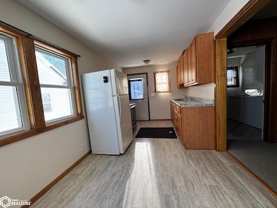 1232 Division St, Webster City, IA 50595 - photo 2