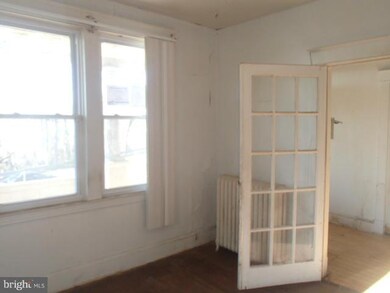 4502 Frederick Ave, Baltimore, MD 21229 - photo 4