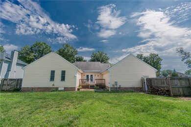 9192 Hunters Chase Dr, Mechanicsville, VA 23116 - photo 7