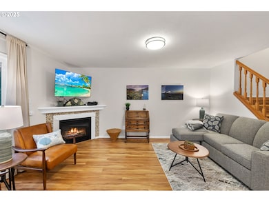 1021 SW 24th St, Troutdale, OR 97060 - photo 3