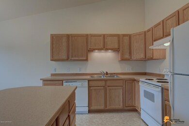 5635 E 43rd Ave unit C, Anchorage, AK 99504 - photo 7