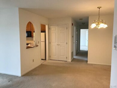 930 Cold Spring Rd unit 11, Allentown, PA 18103 - photo 6