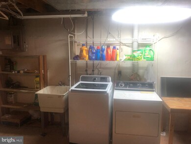 12343 Bonfire Dr, Reisterstown, MD 21136 - photo 7