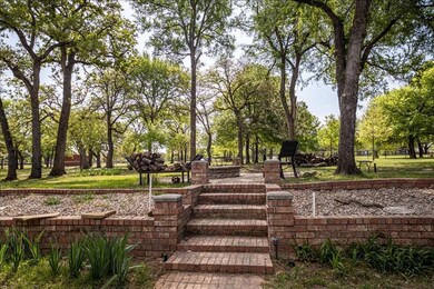 806 J e Woody Rd, Springtown, TX 76082 - photo 6