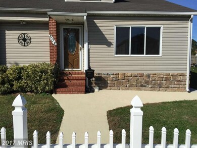 608 Dorsey Ave, Essex, MD 21221 - photo 2