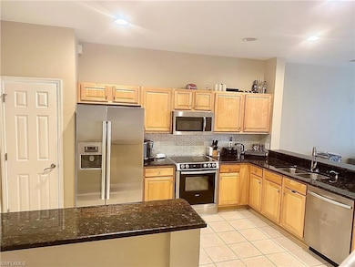 940 Hampton Cir unit 85, Naples, FL 34105 - photo 7