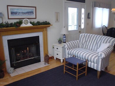 0 Pondview Dr unit H5, Pittsfield, MA 01201 - photo 7