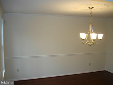 7410 Weather Worn Way, Columbia, MD 21046 - photo 4