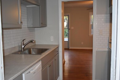 105 Ingle St, Siler City, NC 27344 - photo 5