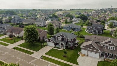 850 Sumac St, Oregon, WI 53575 - photo 2