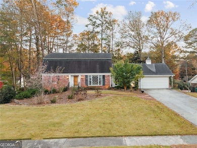1701 Kings Down Cir, Atlanta, GA 30338 - photo 2