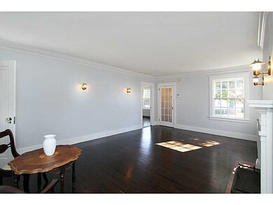 376 Broadway, Newport, RI 02840 - photo 6