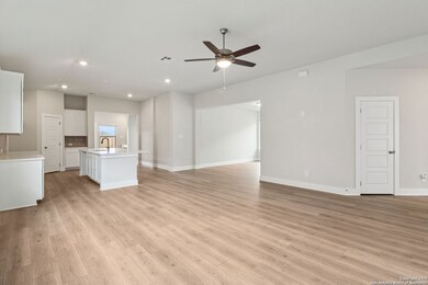 122 Barton Point, Cibolo, TX 78108 - photo 6