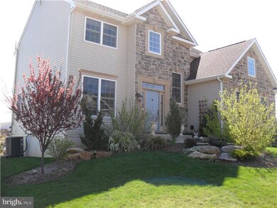 3261 Overlook Dr, Emmaus, PA 18049 - photo 2