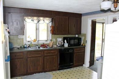 33 Walker Avenue Extension, Milford, MA 01757 - photo 4