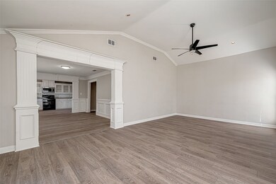 5831 Annunciation St, Houston, TX 77016 - photo 4