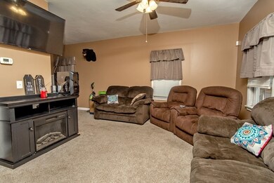 86 Ironstone St, Millville, MA 01529 - photo 6