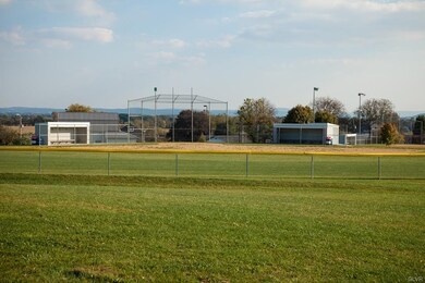 2627 English Ivy Rd unit 250, Nazareth, PA 18064 - photo 7