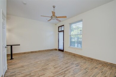 1602 Elgin St unit 1, Houston, TX 77004 - photo 4