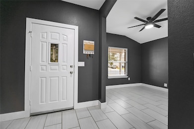 12800 Sky Harbor Dr, Del Valle, TX 78617 - photo 4