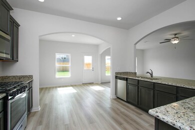 22403 Lost Lantern Dr, Hockley, TX 77447 - photo 4