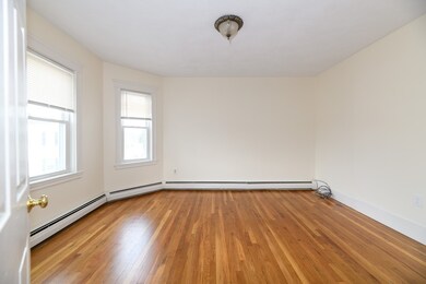 305 Hurley St unit 3, Cambridge, MA 02141 - photo 2