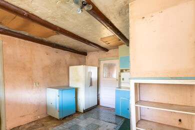 192 Finch Rd, Kerby, OR 97531 - photo 6