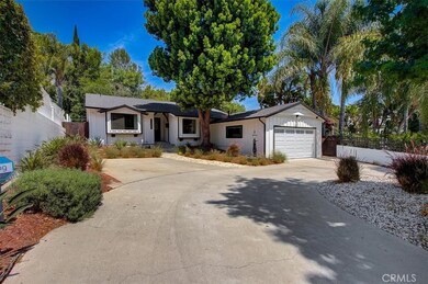 22269 Macfarlane Dr, Woodland Hills, CA 91364 - photo 3
