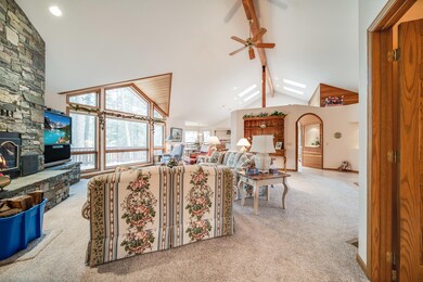 13821 Pine Dr Large 24