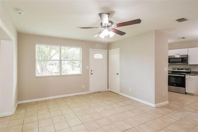 6724 Cotton Tail Ln, Jacksonville, FL 32210 - photo 4