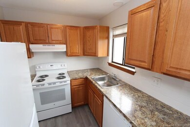 1400 Meriden Rd unit 5-2, Waterbury, CT 06705 - photo 6