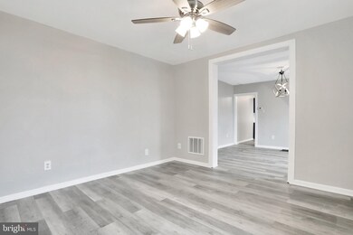 47 Charles St, Hagerstown, MD 21740 - photo 6