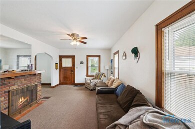 2352 108th St, Toledo, OH 43611 - photo 5